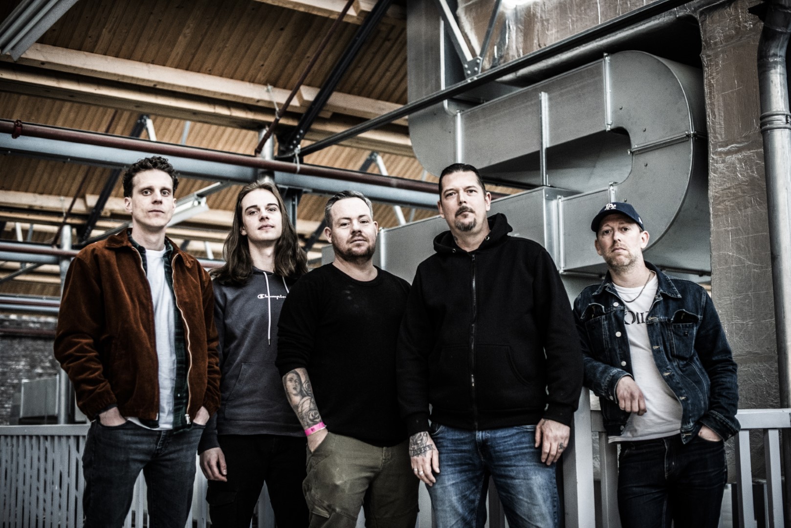 Backfire! (NL) + The Young Ones (NL)